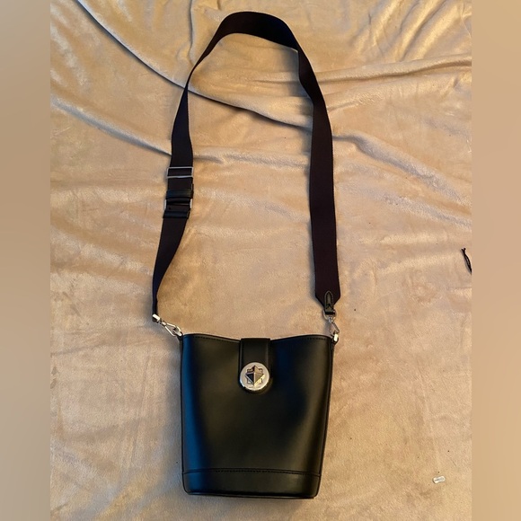 KATE SPADE AUDREY MINI BUCKET CROSSBODY BAG - Picture 2 of 12